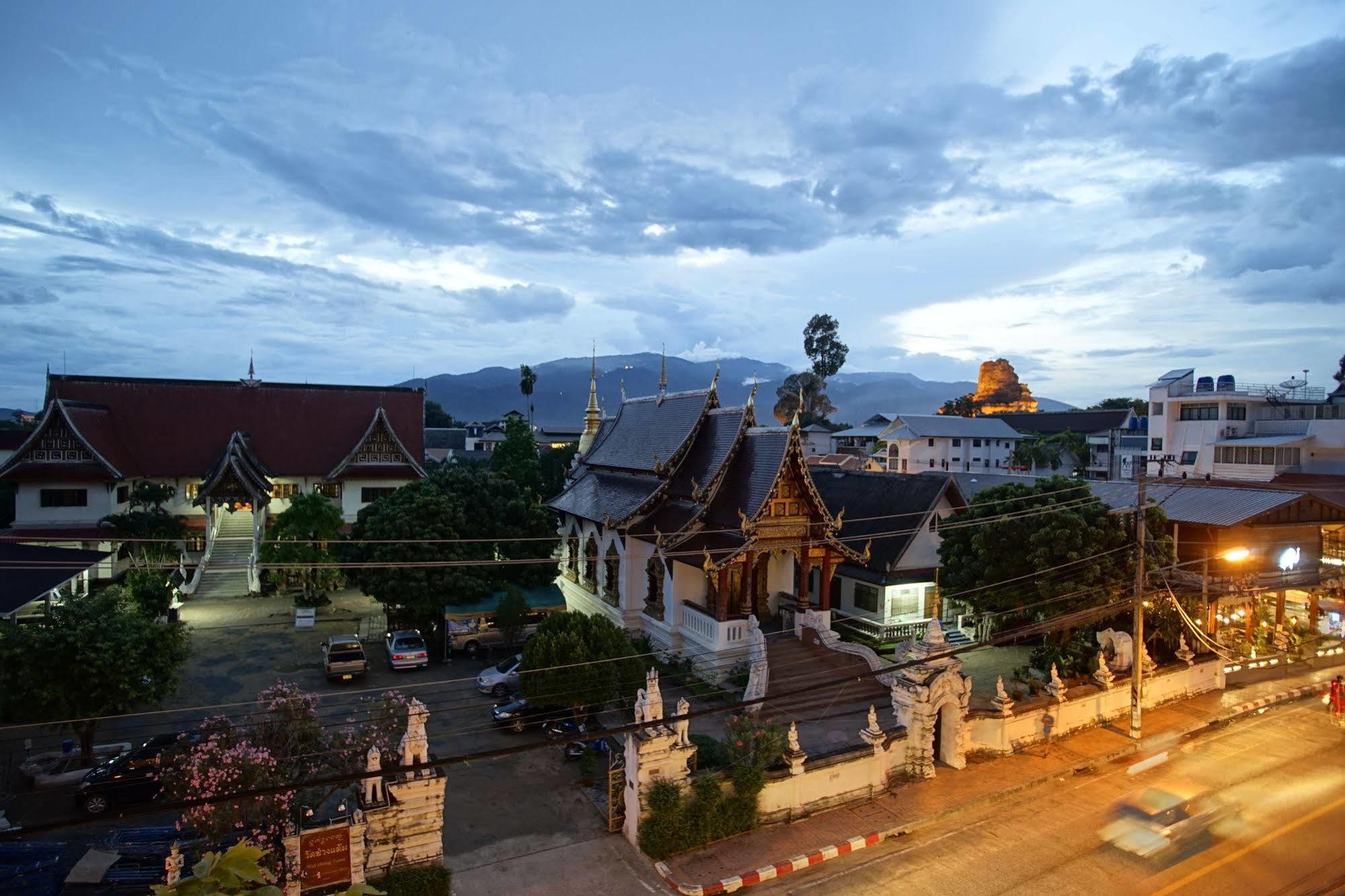 Hotel Makkachiva Chiang Mai Exterior foto